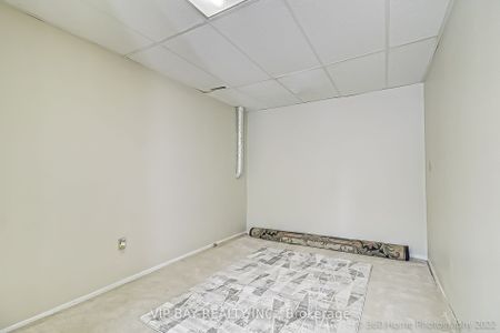 For Lease - 52 Athabaska Avenue, Toronto, Ontario - Photo 2