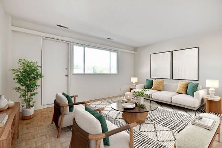 Pet-Friendly Apartments in Nepean! | RECEIVE UP TO 2 MONTHS FREE RENT! - Photo 4