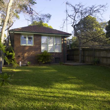 35 Soldiers Avenue, Freshwater. - Photo 4