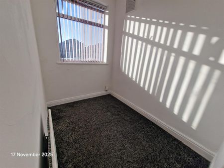 Lancastre Grove, Leeds - Photo 3