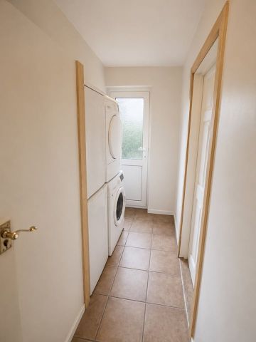 2 Bed Flat, Albert Square, E15 - Photo 4