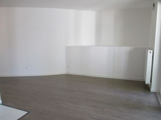 Location Appartement 1 pièce 29m² ORLEANS 45000 - Photo 1