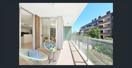 Unfurnished Spacious 2 BED 1 BATHROOM apartment for rent. - Photo 2