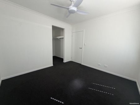 Brand New 4-Bedroom Family Home - Photo 3