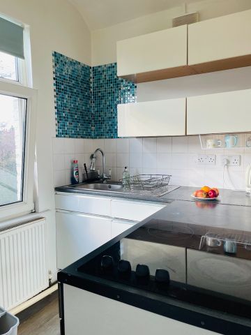 1 Bed Flat, Manwood Road, SE4 - Photo 4