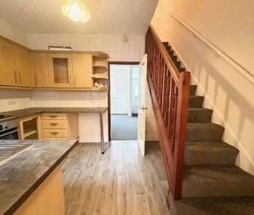 Rushey Fold Lane, Bolton, BL1 - Photo 4