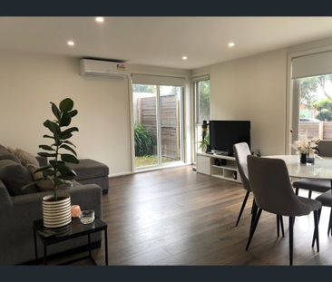 1/164 Clarendon Street, Thornbury, Vic 3071 - Photo 5