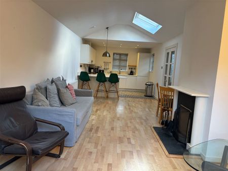 2 Haddington Way East, Beggars Bush, Dublin, Sandymount, Dublin 4, D04A3Y0 - Photo 2