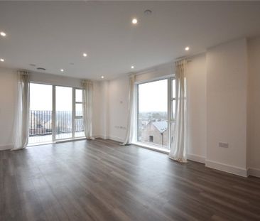 A beautiful 2 bedroom apartment for rent in Cambridge at this styli... - Photo 2