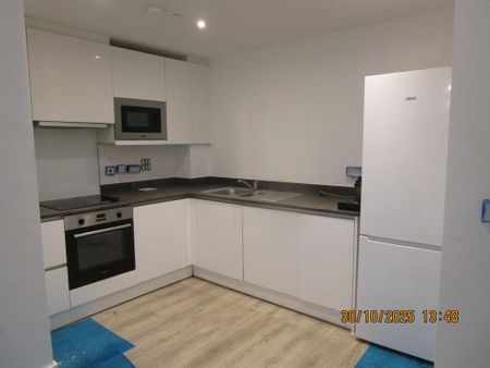 2 bedroom apartment to rent - Photo 4