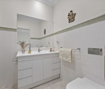 Beaumaris Beauty in Highly-Sought Cul-De-Sac - Photo 6