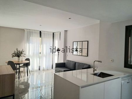 Alquiler de piso en Altamira - Oliveros - Barrio Alto - Foto 3