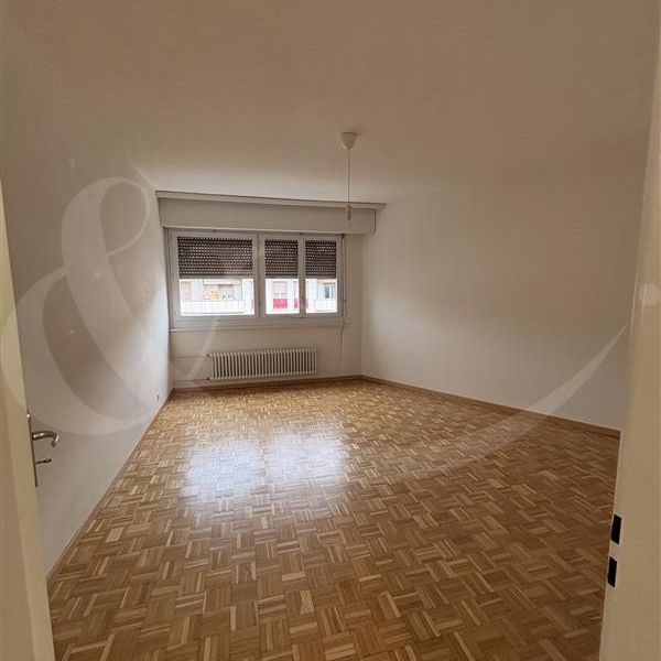 26 Rue Du Grand-Bureau, appartement de 4 pièces - Photo 1