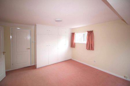 3 bedroom bungalow to rent - Photo 4