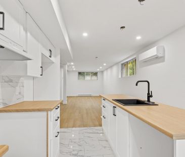 Appartement à louer Rue De Forbin-Janson (offre du 1er mois) - Photo 1