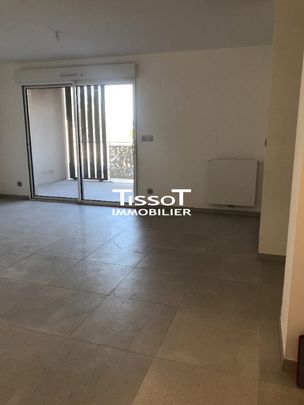 Location Appartement 3 pièces 63m² NIMES 30900 - Photo 1