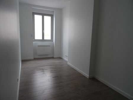 APPARTEMENT T5 A LOUER - Photo 3