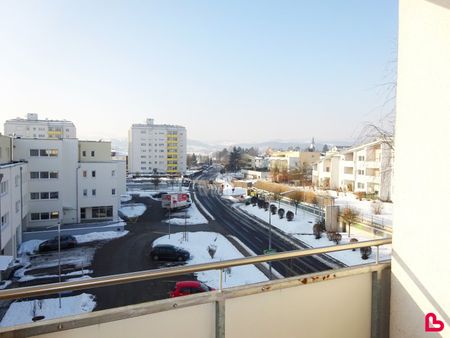 Schön aufgeteilte Wohnung mit Loggia - Photo 5