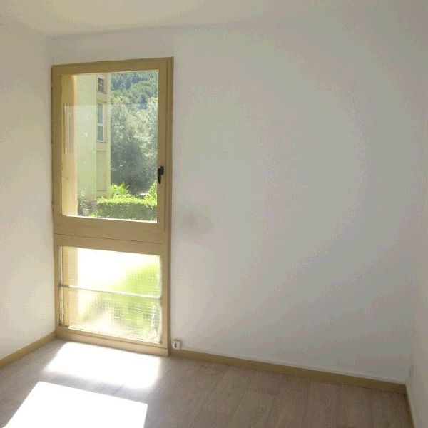 Appartement 1 pièces 10m2 MARSEILLE 9EME 299 euros - Photo 1