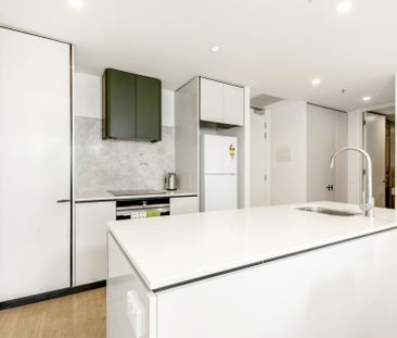 Fully Furnished in the Heart of the City! - Photo 6