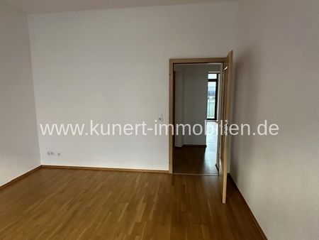 3-Raum-Wohnung mit Balkon in attraktiver Südlicher Citylage, Stellplatz im Innen ... - Photo 5