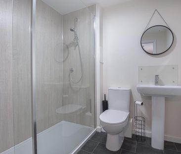 2 bedroom apartment to rent - Photo 4