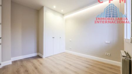 Piso de alquiler en Ciudad Jardín - Foto 2