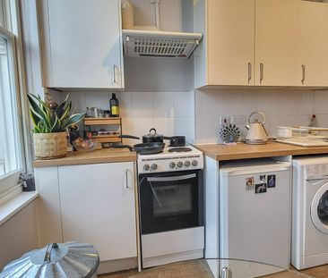 Studio Flat, High Street, N8 - Photo 4