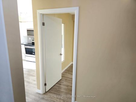 For Lease - 2150 Lawrence Avenue Unit# 509, Toronto, Ontario - Photo 3