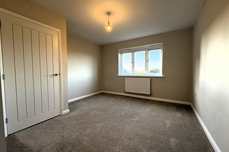 Kingsland Close, March, Doddington - Photo 3