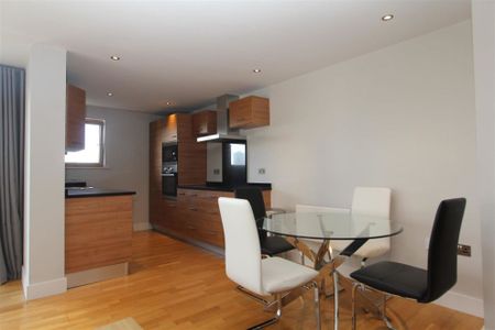 Crozier House, Leeds City Centre, LS10 1LQ - Photo 3