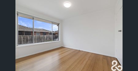 RENOVATED TWO BEDROOM DELIGHT - Photo 4