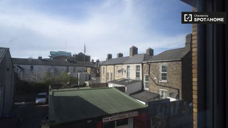 Apartment for rent in Docklands South, Dublin - Photo 5