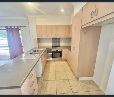 STYLE, SPACE & BRAND NEW CARPETS – READY FOR YOU - Photo 6