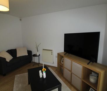 2 bedroom apartment to rent - Photo 3