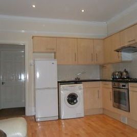 2 Bed Flat, Mulgrave Road, CR0 - Photo 3