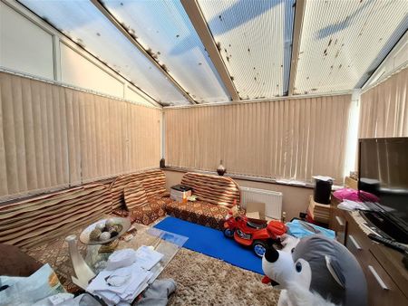 Martian Avenue - Photo 2