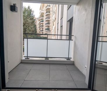 location Appartement F2 DE 45.89m² À COLOMBES - Photo 1