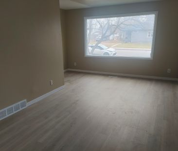 821 Rae St, Regina - Photo 3