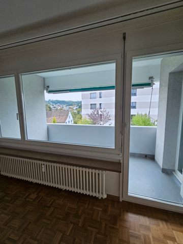 Grosszügige 2-Zimmerwohnung (saniert) - Photo 3