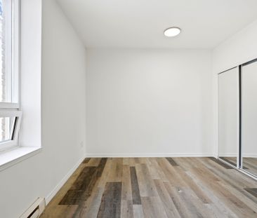 For Lease - 423 Richmond Street Unit# 302, London East, Ontario - Photo 2