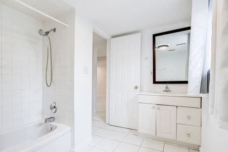 For Lease - 161 Chambers Crescent Unit# Bsmt, Newmarket, Ontario - Photo 4