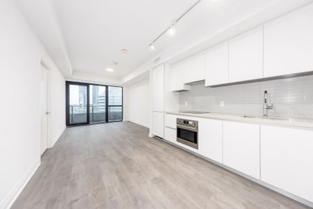 For Lease - 4015 The Exchange N/A Unit# 905, Mississauga, Ontario - Photo 2