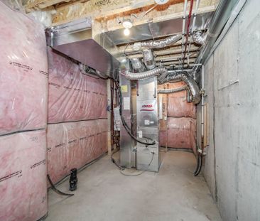 For Lease - 14 Gothenburg Lane, Markham, Ontario - Photo 2