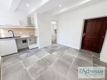 Location appartement 2 pièces, 35.30m², Ajaccio - Photo 2