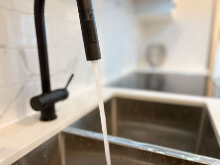 For Lease - 95 Inverness Way Unit# Lower, Bradford West Gwillimbury, Ontario - Photo 2