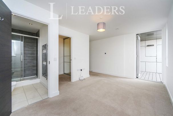 3 bedroom apartment to rent Sirius, 2 The Boardwalk, Brighton, BN2 - Photo 1