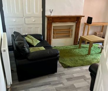 5 Bed Terraced House, Clarendon Park Road, LE2 - Photo 1