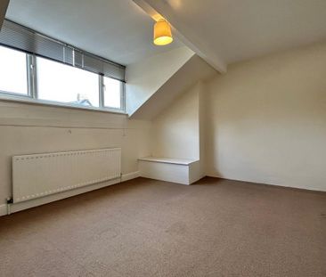 4 bedroom terraced house to rent - Photo 3