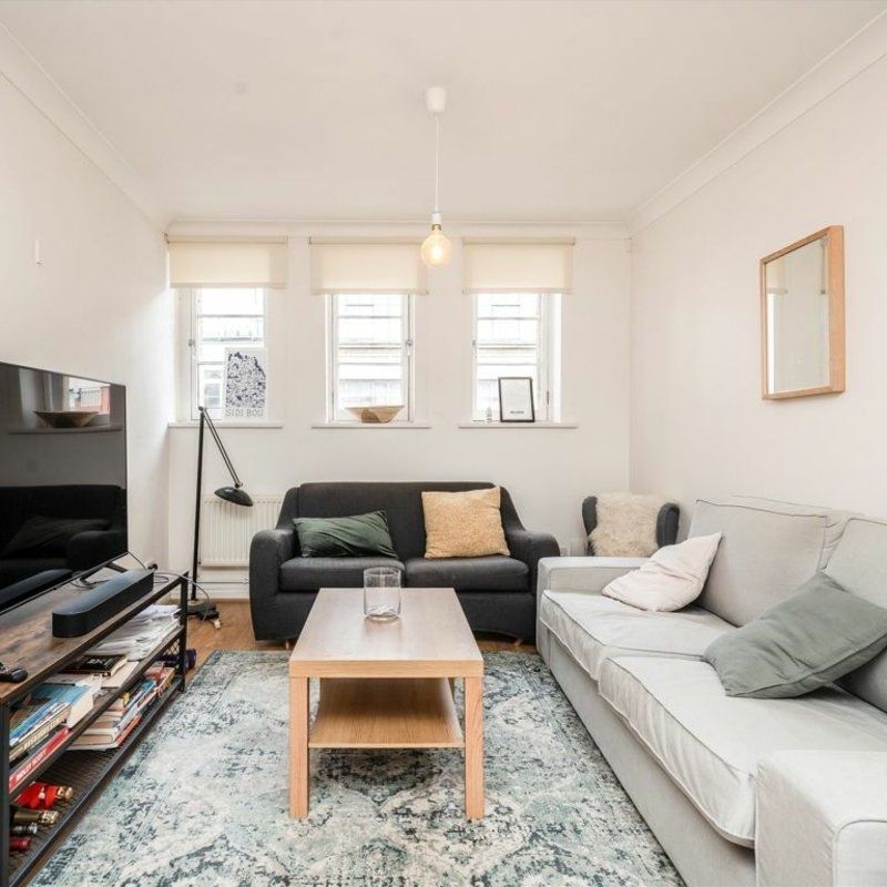 St. John Street, London, EC1V - Photo 1